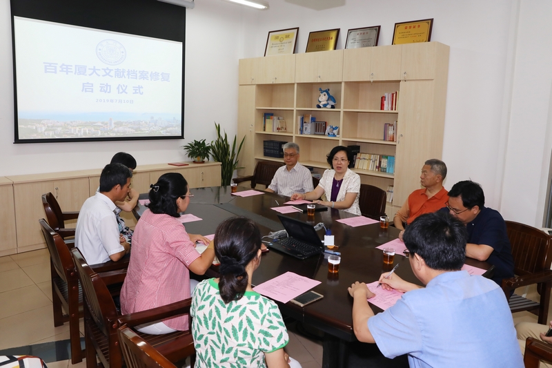 1fe9f77b-8bea-40cf-9594-5c40cab41121